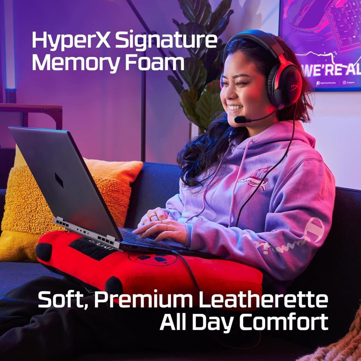 ⁦سماعة الألعاب السلكية HyperX Cloud III – صوت محيطي DTS، ميكروفون نقي، متوافقة مع PC, PS5, Xbox Series X|S – مشغلات 53 مم – منافذ USB-C، USB-A، 3.5 مم – أسود/أحمر⁩ - الصورة ⁦2⁩
