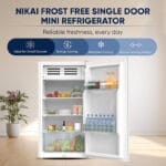 ⁦ثلاجة صغيرة 85 لتر من نيكاي، بمنظم حرارة وقفل أمان، أبيض - موديل NRF110N23W⁩ - الصورة ⁦5⁩